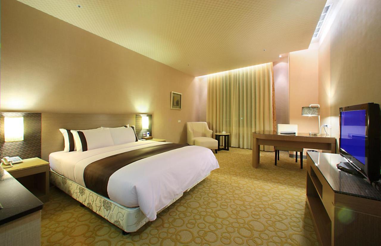 Shinkansen Grand Hotel تايتشونغ المظهر الخارجي الصورة