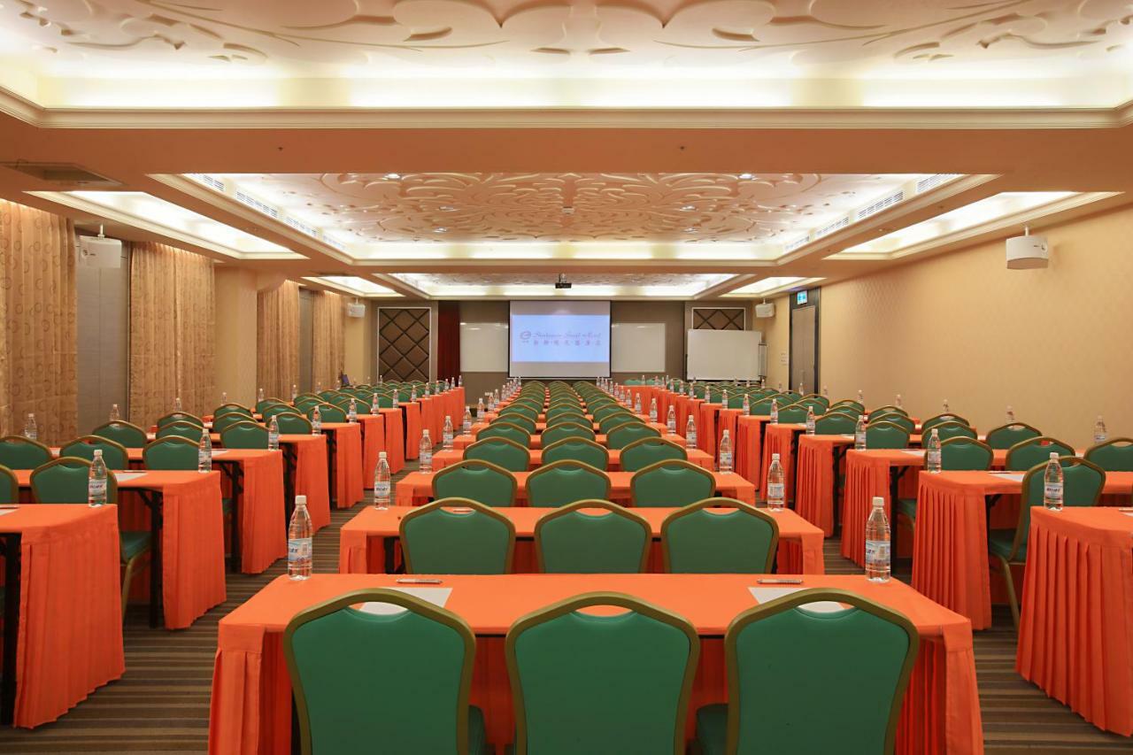 Shinkansen Grand Hotel تايتشونغ المظهر الخارجي الصورة