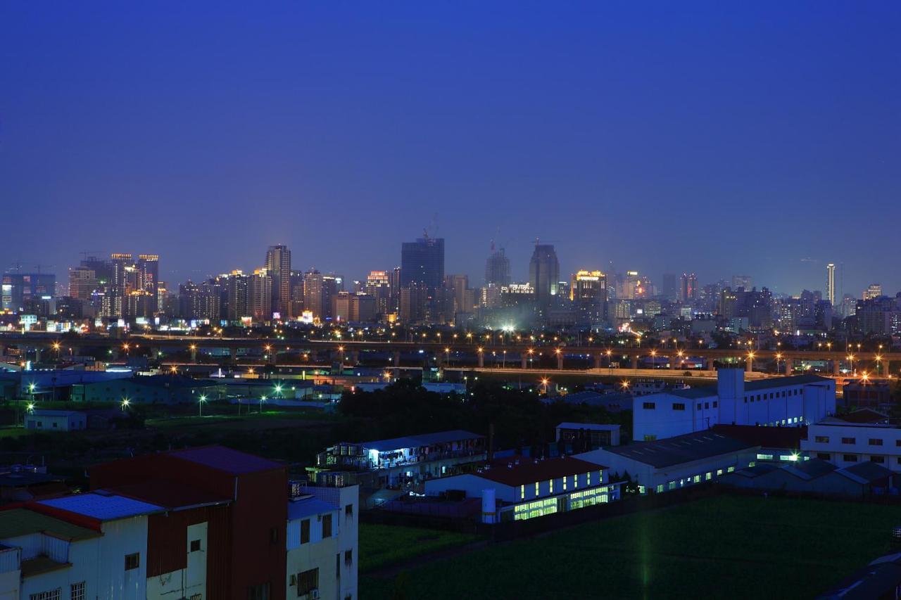 Shinkansen Grand Hotel تايتشونغ المظهر الخارجي الصورة